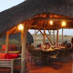 Dinner im Dunes Camp - Transkalahari Walk