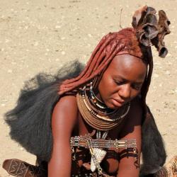 Himba People leben im Kaokoveld
