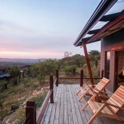 Rhino Ridge Safari Lodge 